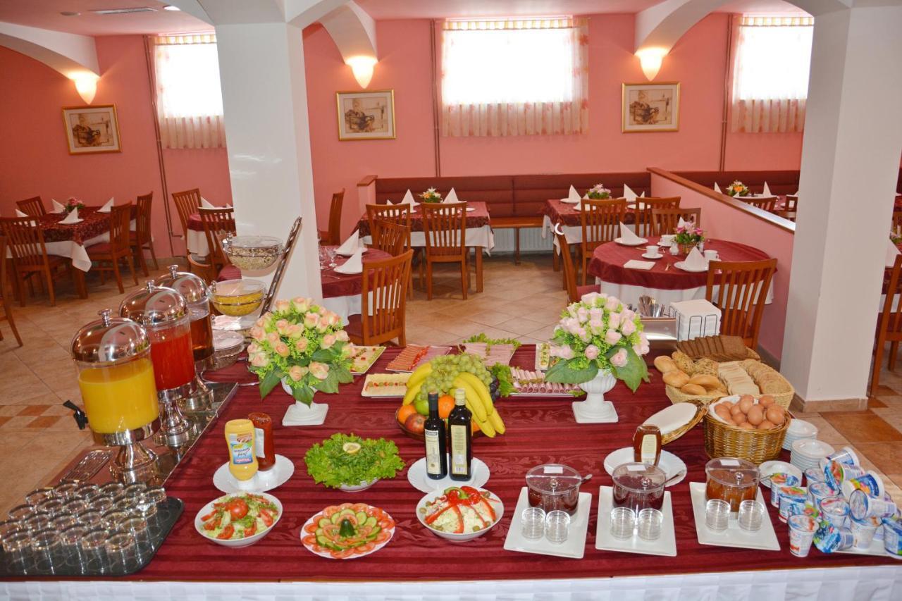 Hotel Imperium Moravske-Toplice Exteriör bild